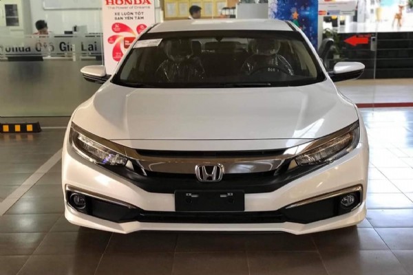 Honda CiVic 2020 Tặng 50% thuế trước ba, + phụ kiện theo xe